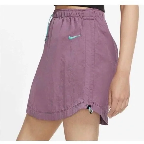 Nike women skirt! NWT! - Picture 4 of 7